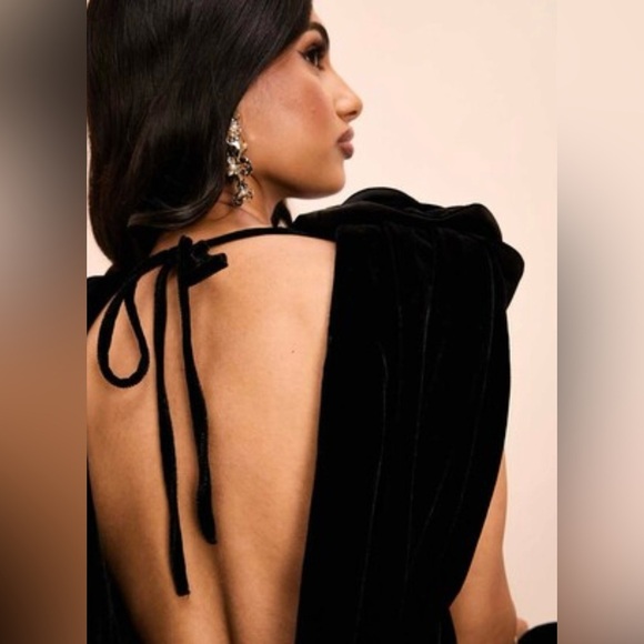 ASOS Luxe Velvet Corsage Cowl Neck Wide Leg Jumpsuit Black Size US 12 (UK16) - Picture 3 of 9